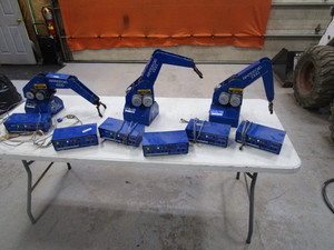 lot 65 image: Robotic Arms & Controllers