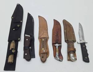 Estate Lot of Assorted Vintage Fixed Blade Knives