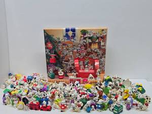 HUGE Lot of Disney 101 Dalmatian Toys - Including Store Display
