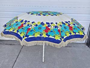 Great looking Vintage 1960s-70s era Patio Umbrella&nbsp