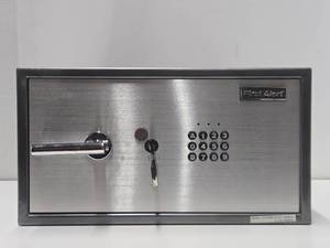 FIRST ALERT Safe wKey #1