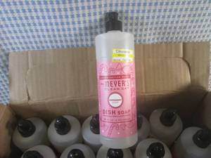 lot 30 image: (CS) 15 Bottles of Peppermint Scent...