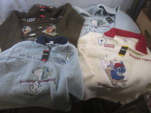 lot 56 image: (A-2) 2 Disney  2 Peanuts Womens ...