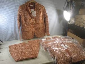 lot 57 image: (A-3) 4 Free People Suit Shop 2-Pie...