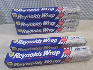 lot 61 image: (EC1) 5 Rolls of Reynolds Wrap Alum...