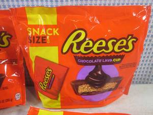 lot 211 image: (B-1) 4 Bags of Snack Size Reeses C...