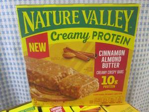 lot 216 image: (B-1) 6 Boxes of Nature Valley Cinn...
