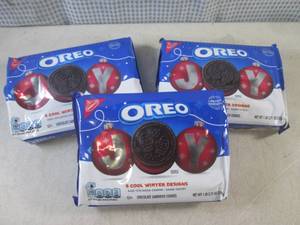 lot 219 image: (B-2) 3 Packages of Oreo Cookis Lim...