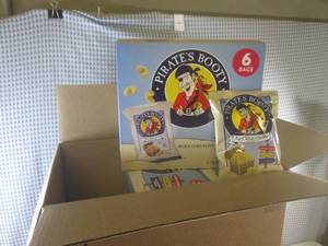 lot 232 image: (EC2) 36 Small Bags of Aged White C...