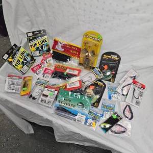 Large Lot of Tufline, Booyah, VMC, Owner, Zoom