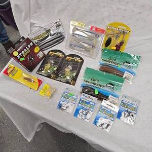 Lot of Booyah, SpiderWire, Big Bite, Yamamoto