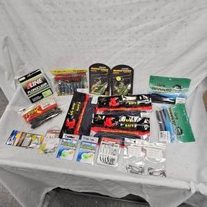 Lot of Tackle, Booyah, Big Bite, Zoom, Yamamoto, P-Line, VMC, Owner