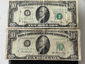 Green Seal $10 Dollar Federal Reserve Notes