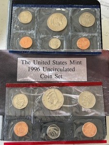 1996 P & D Mint Set