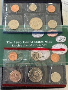 1993 P & D Mint Set