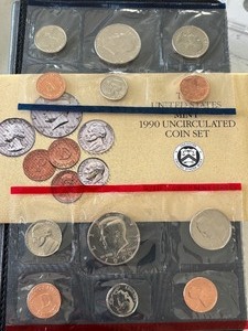 1990 P & D Mint Set
