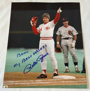 lot 21 image: Pete Rose Autographed 8x10 Baseball Photo