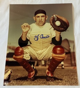 lot 17 image: Yogi Berra Autographed 8x10 Baseball Photo