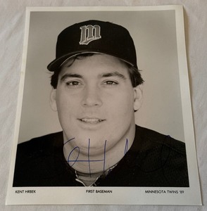 lot 54 image: Kent Hrbek Autographed Minnesota Twins Baseball Team Issues Photo