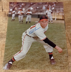 lot 89 image: Bob Lemon Autographed 8x10 Baseball Photo