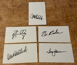 lot 104 image: (5) Minnesota Twins Baseball Autogrpahed Index Cards - Roy Smalley, Matt Wallbeck, Jeff Reboulet, Jim Johnson, Rian Raibe