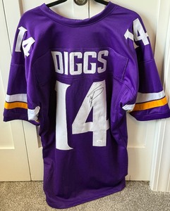 lot 14 image: Stefon Diggs Autographed Minnesota Vikings Football Jersey Size XL w JSA COA