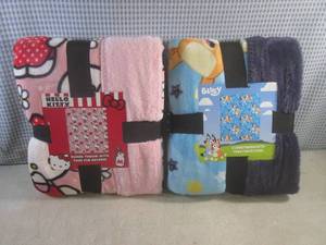 (A-2) 2 Throw Blankets 50 x 60 He...