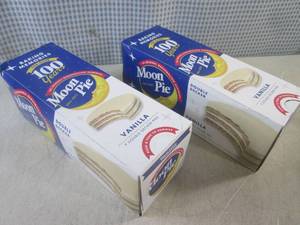 (C-2) 2 Boxes of Double Decker Vani...