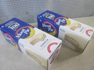 (C-2) 2 Boxes of Double Decker Vani...