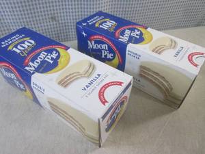 (C-2) 2 Boxes of Double Decker Vani...