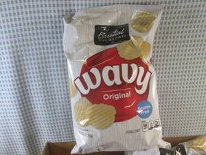(C-2) 4 Big Bags of Original Wavy P...