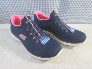 (CSB) New Pair of Skechers Memory F...
