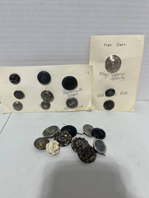 Vintage Special Silve Shanked Buttons an Decorative Buttons