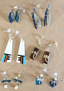 lot 70 image: Earrings Includes 2 Silver Hills Brand