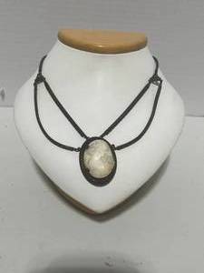 lot 7 image: Exquisite Vintage Style Carved Cameo Necklace with Metal Beads