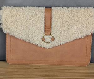 Universal Threads Hand Bag