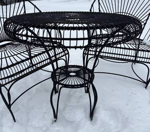 O - Bistro Set with Table and Two Chairs