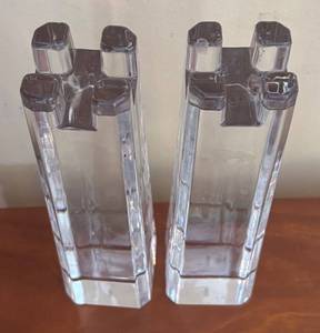 lot 25 image: K - Two Lenox Crystal Candleholders