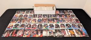 LL - SkyBox Basketball Cards - 650 Cards