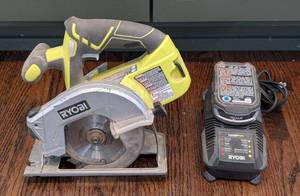 LL - Ryobi P506 18V One 5-12 in Circular Saw with Battery & Charger