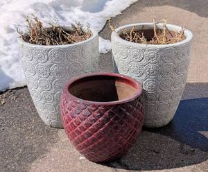 G - Ceramic Planter Pots - Set Of 3 - Gray Rosette Pattern & Red Textured Pot