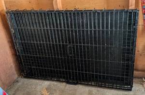 G - Metal Wire Pet Kennel 42 x 28 in Black Dog Crate