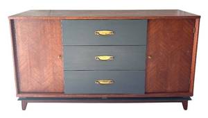 LR - Vintage Sideboard Cabinet