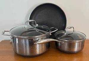 BR1 - Hexclad 3-Piece Pots & Pans Set