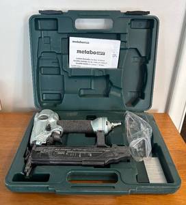 BR1 - Metabo 2 in. 18-Gauge Brad Nailer with Case Model HPT NT50AE2