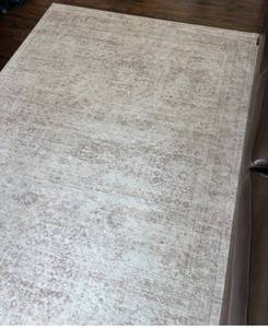 BR1 - Stylish Area Rug