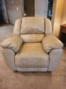 Beige Recliner Chair  with Pillow & Throw Blanket