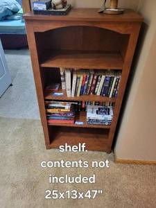 Bookcase - 3-Shelf Narrow 25x13x47