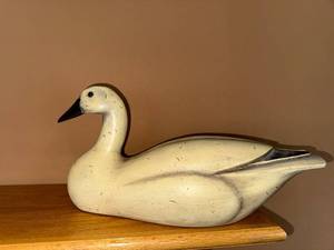 White Painted Wooden Duck Decoy - Vintage Carving for Rustic Home Decor