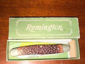 Remington Folding Pocket Knife - Vintage Brown Textured Handle in Green Box